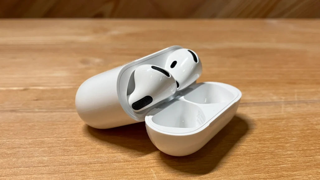 Apple AirPods 4th generation (BT)